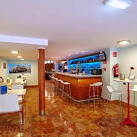 Hotel 40 Nudos 3*