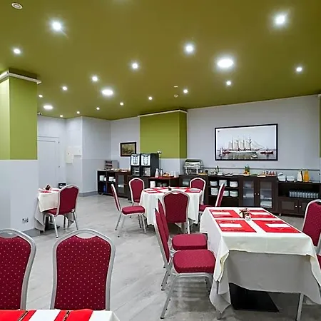 Hotel 40 Nudos Aviles