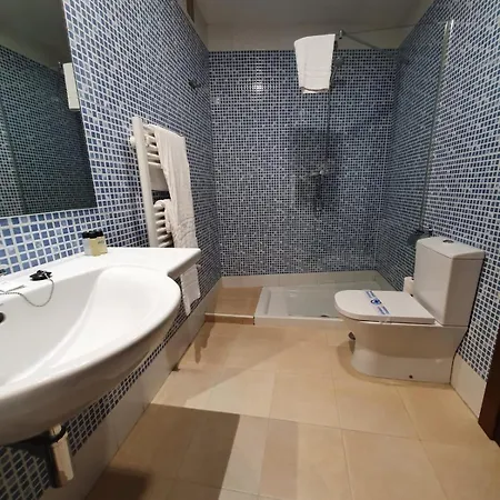 Hotel 40 Nudos Aviles