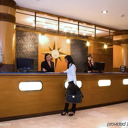Hotel 40 Nudos