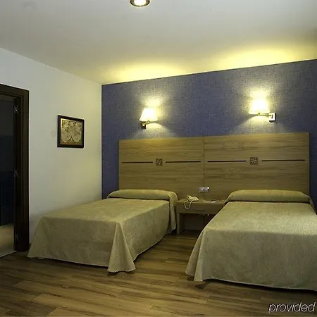 40 Nudos 3* Avilés