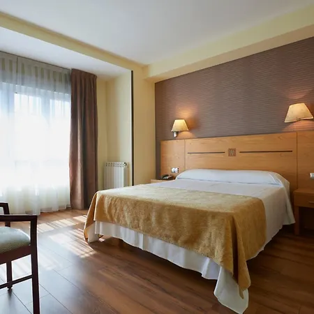 40 Nudos アビレス